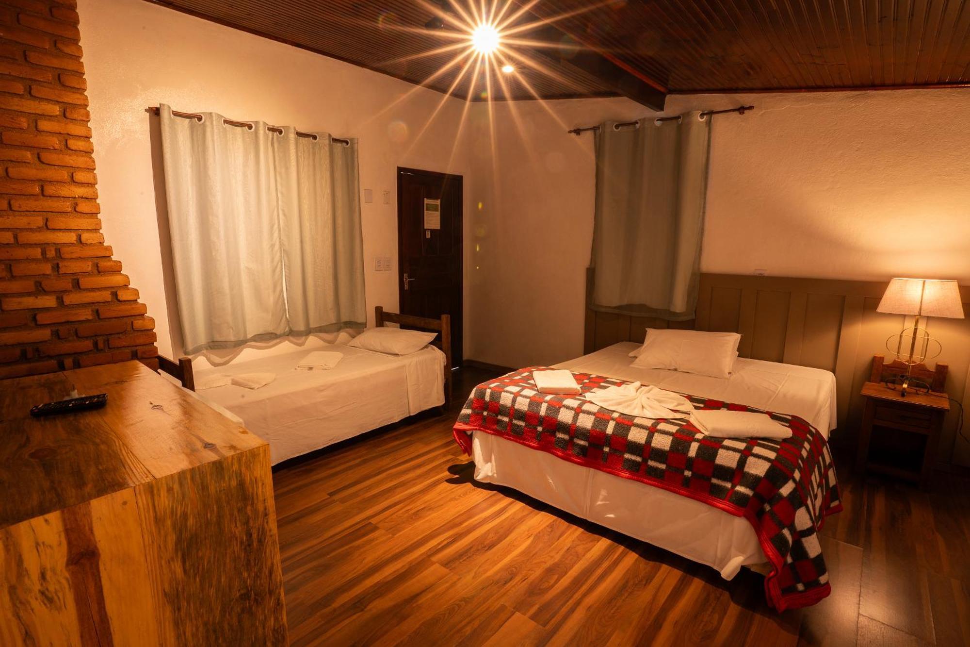 Hotel Alpha Ville Chales Conceição da Ibitipoca Екстериор снимка